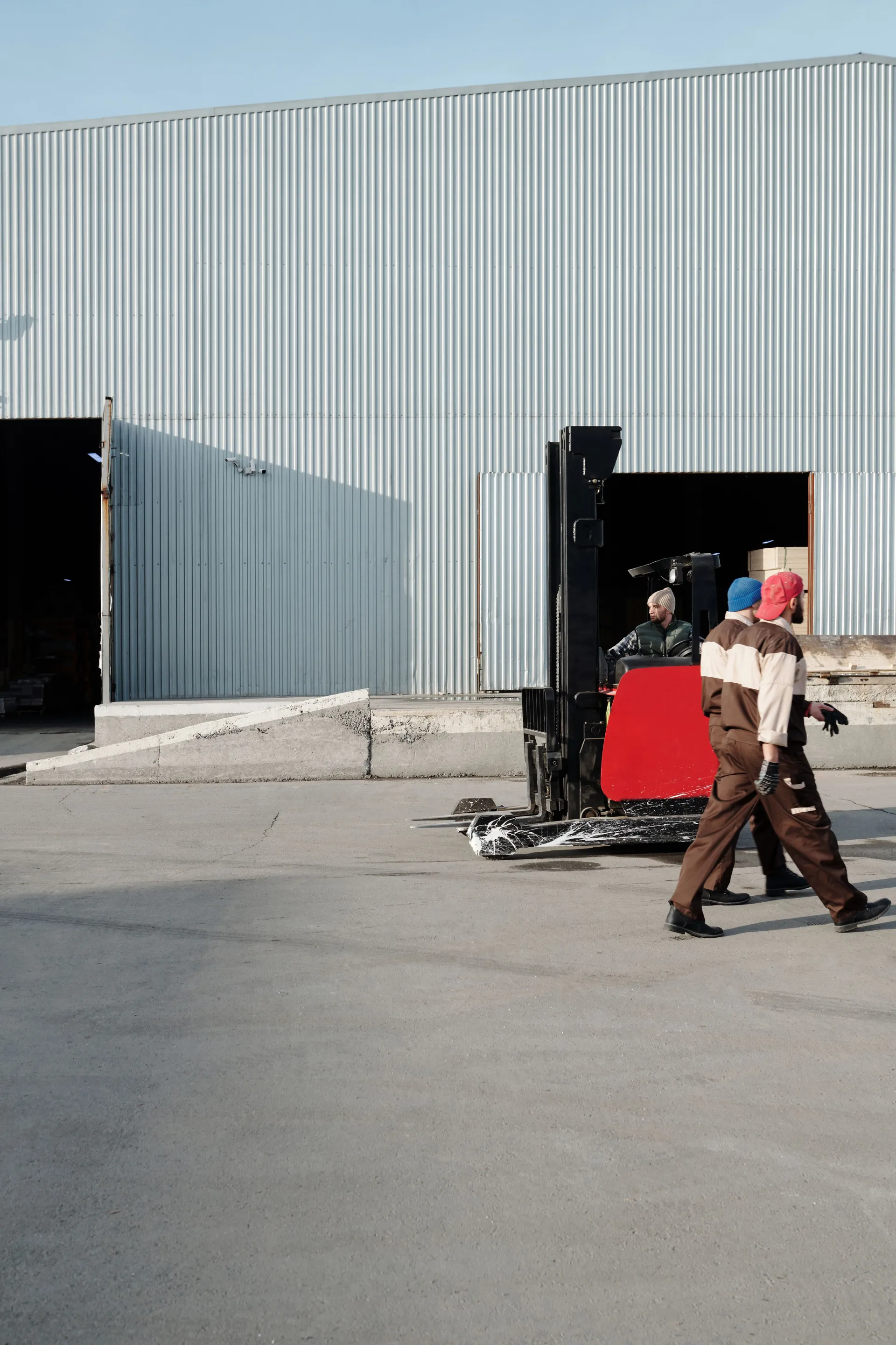 Goods arriving and handled at a warehouse